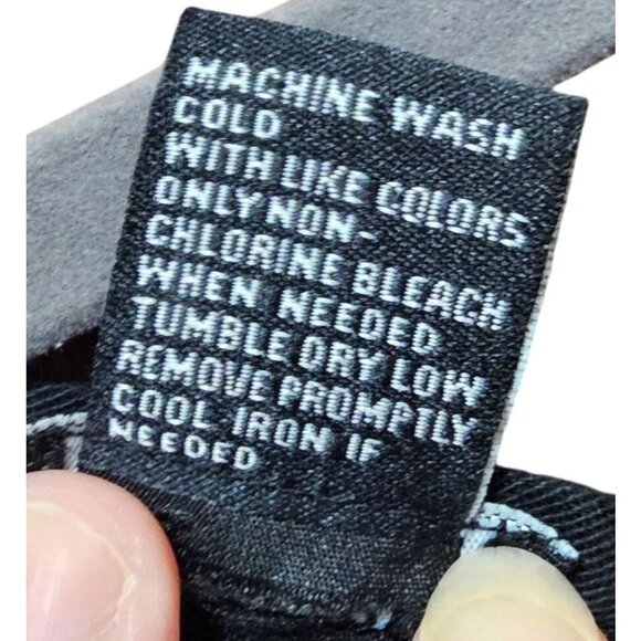 Black Sleeveless V-Neck Sheath Dress With Ruched Front Design & Back Zip Closure - Picture 5 of 9